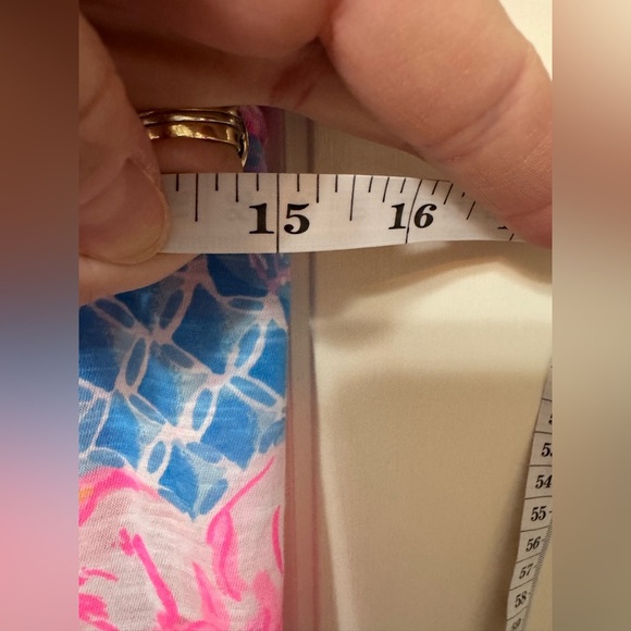 Lilly Pulitzer Top Etta V-neck Pink isle snappy turtle NWT xSmall - Picture 7 of 8